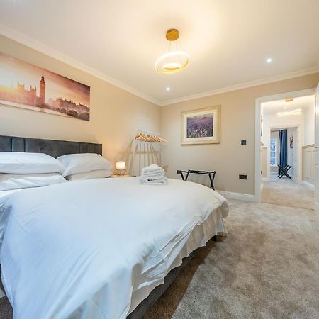 Brand New London Luxury House - Sleeps 8ヴィラ エクステリア 写真
