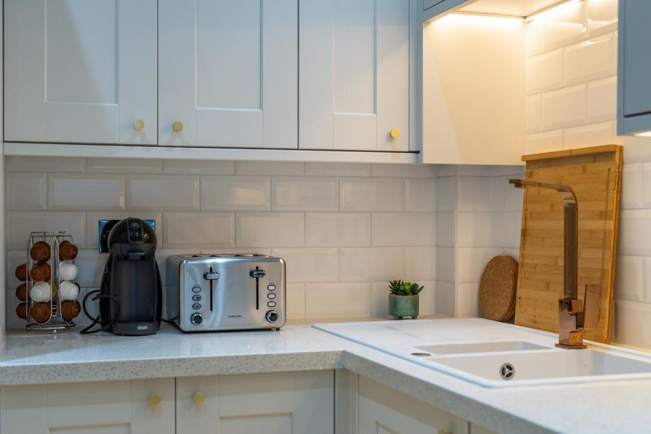 Brand New London Luxury House - Sleeps 8ヴィラ エクステリア 写真