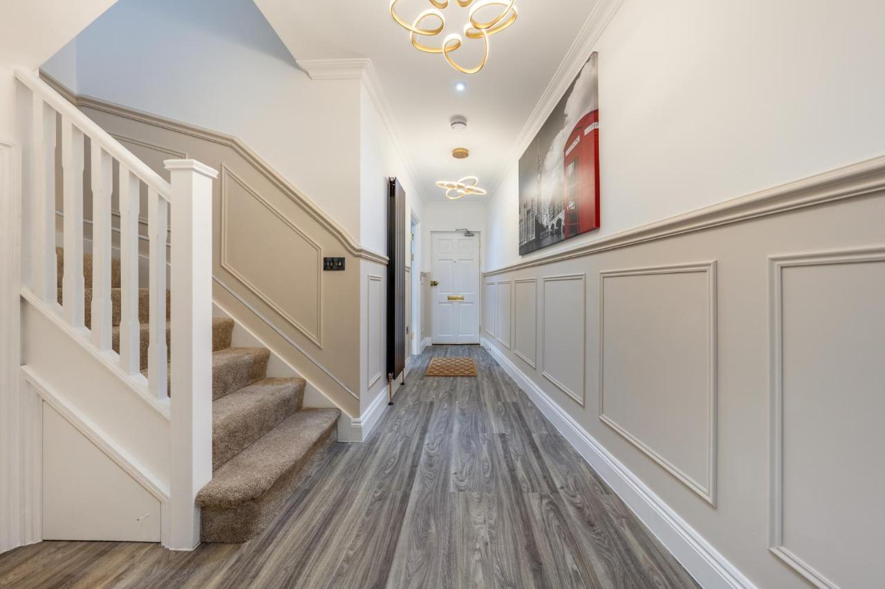 Brand New London Luxury House - Sleeps 8ヴィラ エクステリア 写真