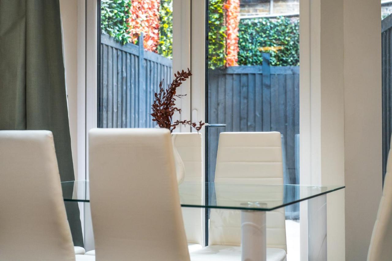 Brand New London Luxury House - Sleeps 8ヴィラ エクステリア 写真