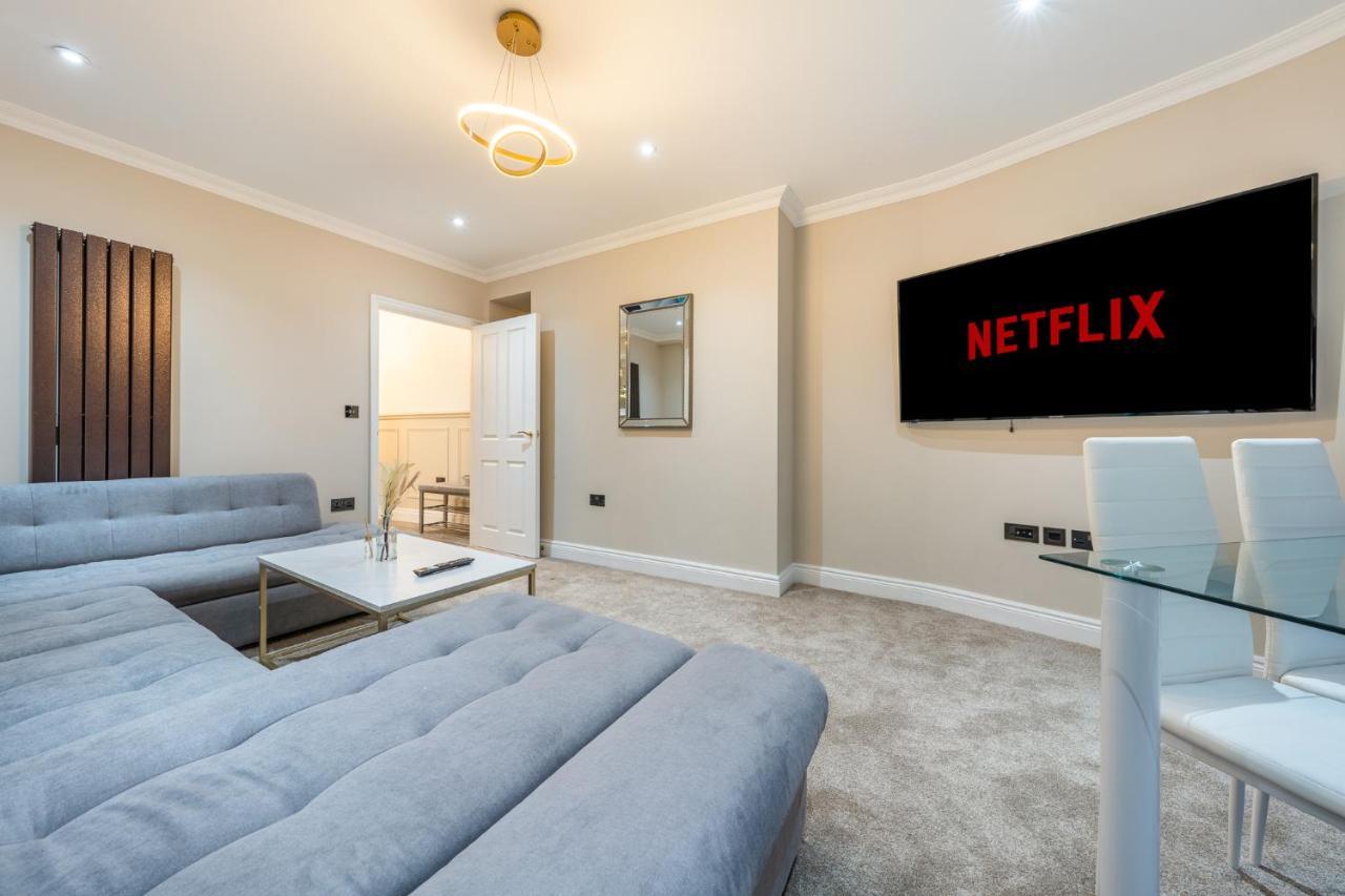 Brand New London Luxury House - Sleeps 8ヴィラ エクステリア 写真
